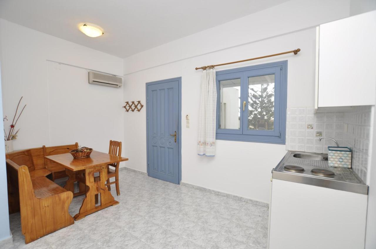 Manos Apartments Megas Gialos - Nites Номер фото