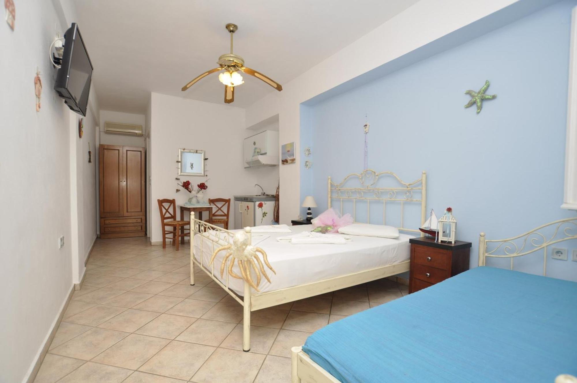 Manos Apartments Megas Gialos - Nites Номер фото